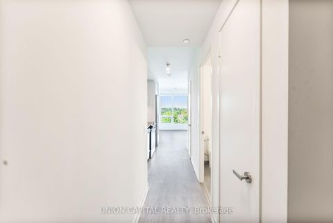 Photo 4 at 601W - 3 Rosewater Street E, South Richvale, Richmond Hill