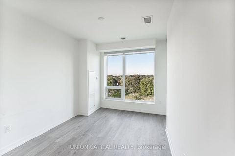 Photo 11 at 601W - 3 Rosewater Street E, South Richvale, Richmond Hill