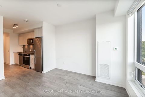 Photo 14 at 601W - 3 Rosewater Street E, South Richvale, Richmond Hill