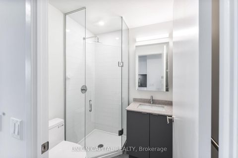 Photo 15 at 601W - 3 Rosewater Street E, South Richvale, Richmond Hill