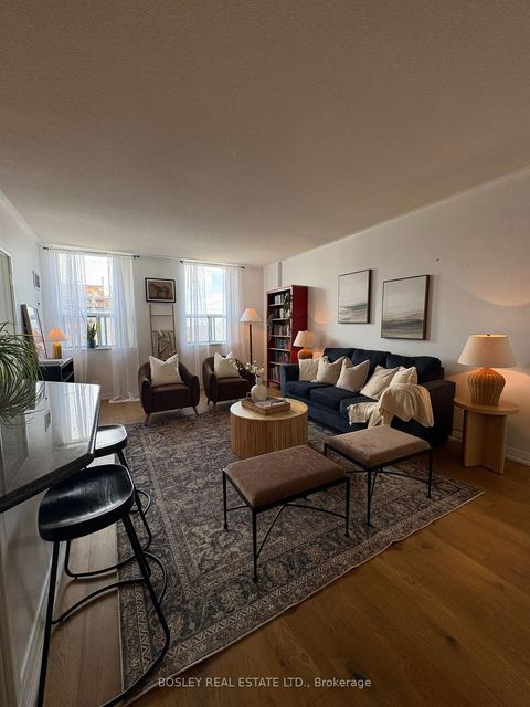 Photo 3 at 308 - 7378 Yonge Street, Yorkhill, Vaughan