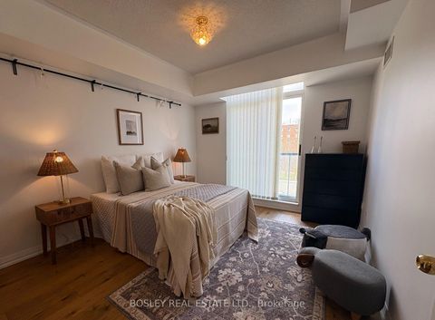 Photo 9 at 308 - 7378 Yonge Street, Yorkhill, Vaughan