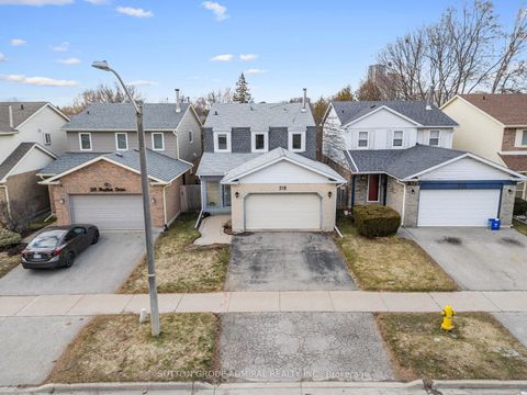 Photo 27 at 218 Mullen Drive, Brownridge, Vaughan