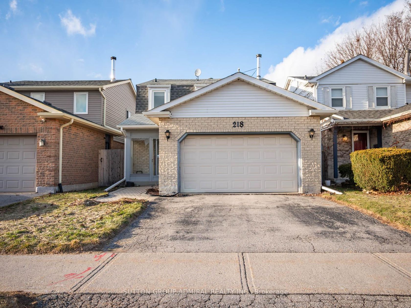 218 Mullen Drive, Brownridge, Vaughan photo 3