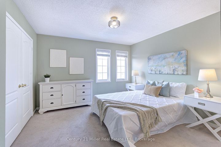 Photo 24 at 2142 Meadowglen Drive, WM Westmount, Oakville