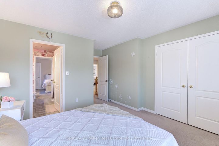 Photo 25 at 2142 Meadowglen Drive, WM Westmount, Oakville