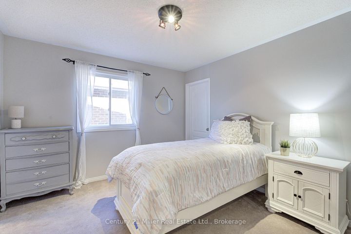 Photo 27 at 2142 Meadowglen Drive, WM Westmount, Oakville