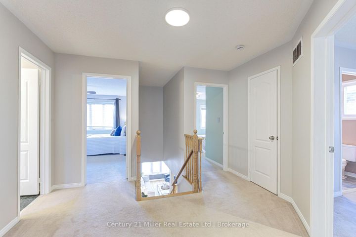 Photo 33 at 2142 Meadowglen Drive, WM Westmount, Oakville