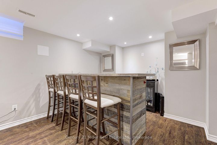 Photo 35 at 2142 Meadowglen Drive, WM Westmount, Oakville