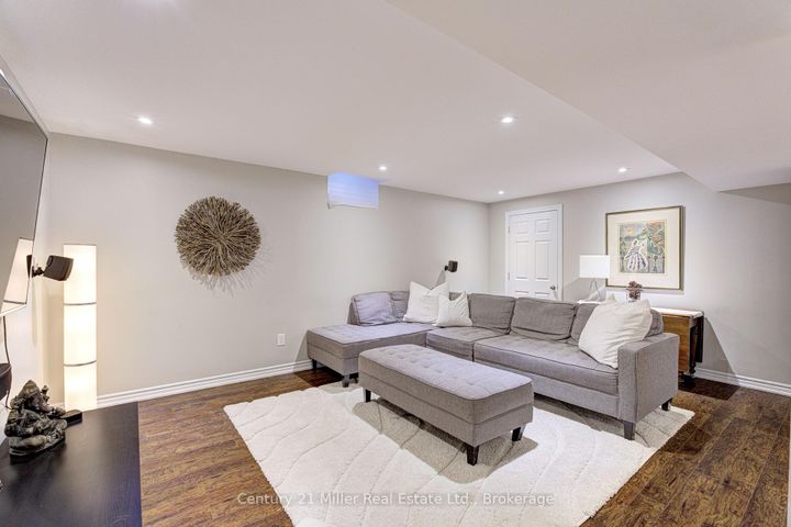 Photo 38 at 2142 Meadowglen Drive, WM Westmount, Oakville