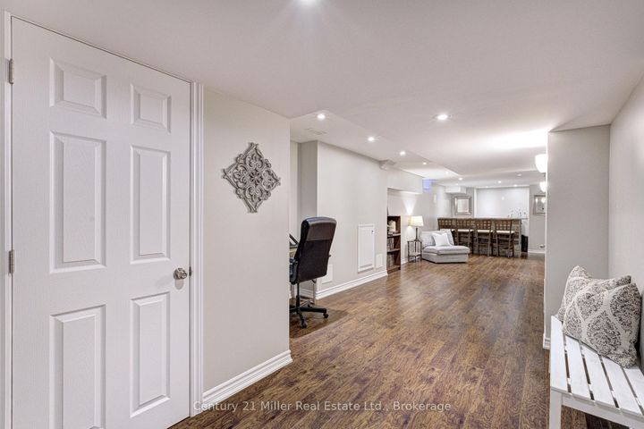 Photo 39 at 2142 Meadowglen Drive, WM Westmount, Oakville