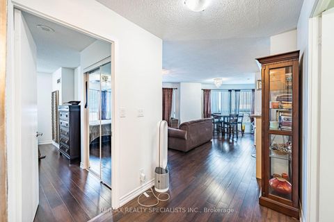 Photo 11 at 2803 - 38 Lee Centre, Woburn, Toronto