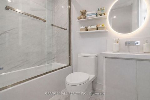 Photo 14 at 16 Barker Avenue, Beaumonde Heights, Toronto