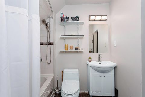 Photo 36 at 88 Westminster Avenue, Roncesvalles, Toronto