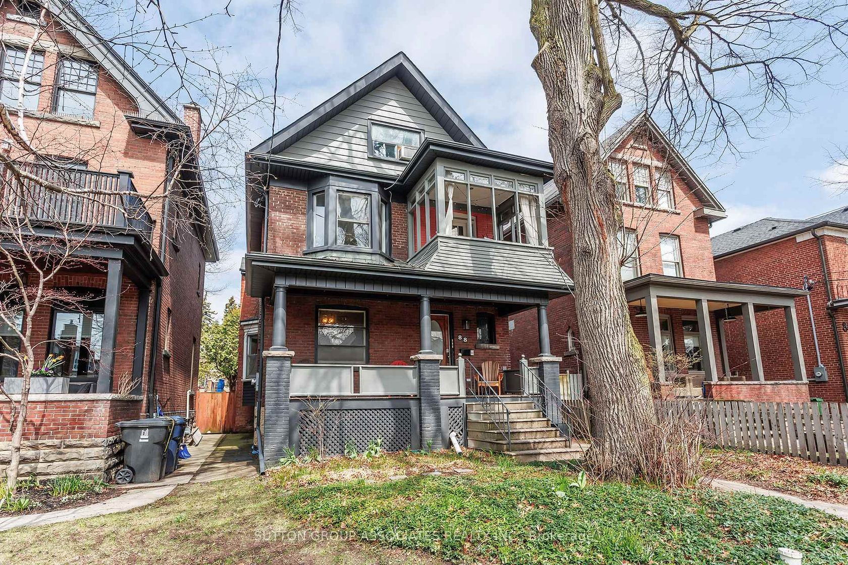 88 Westminster Avenue, Roncesvalles, Toronto photo number 2