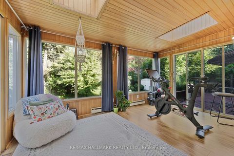 Photo 13 at 80 Berkinshaw Crescent, Don Mills, Toronto