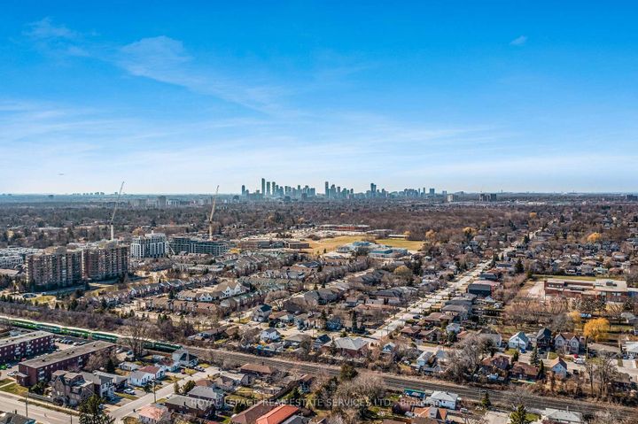 Photo 49 at 1038 Alexandra Avenue, Lakeview, Mississauga