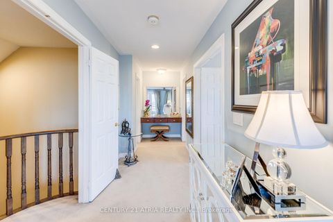 Photo 25 at 23 Weslock Crescent, Bayview Northeast, Aurora