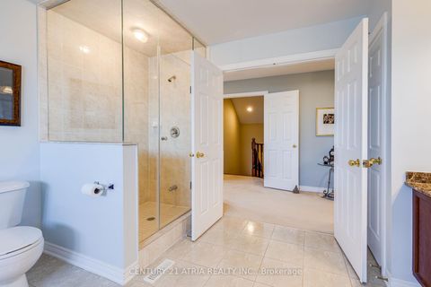 Photo 27 at 23 Weslock Crescent, Bayview Northeast, Aurora