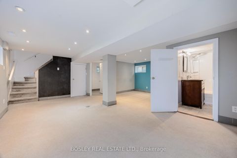 Photo 18 at 651 Cosburn Avenue, East York, Toronto