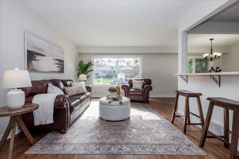 Photo 5 at 32 Springhome Road, Allandale Heights, Barrie