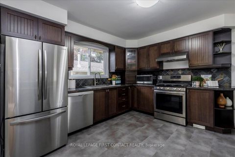 Photo 12 at 32 Springhome Road, Allandale Heights, Barrie