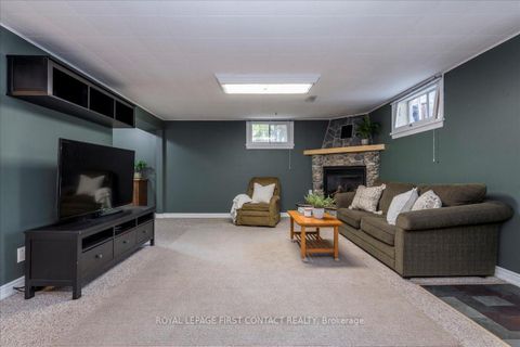 Photo 20 at 32 Springhome Road, Allandale Heights, Barrie