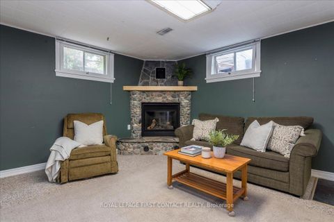 Photo 21 at 32 Springhome Road, Allandale Heights, Barrie