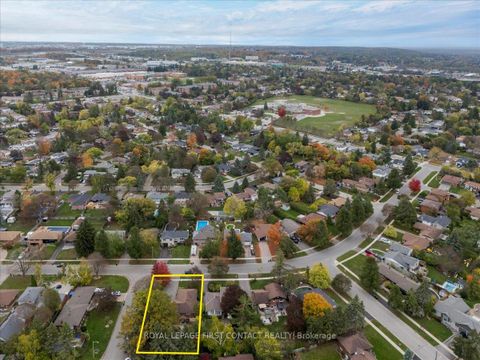 Photo 47 at 32 Springhome Road, Allandale Heights, Barrie