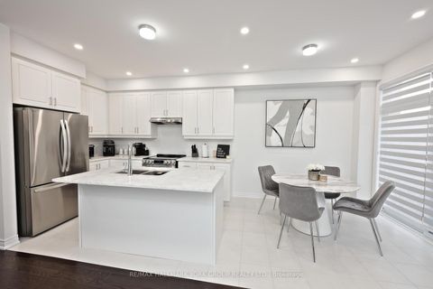 Photo 10 at 145 Fenchurch Manor, Rural Barrie Southeast, Barrie