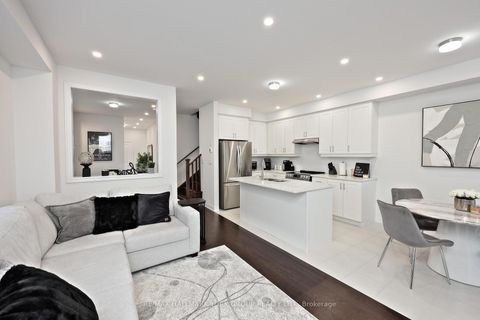 Photo 14 at 145 Fenchurch Manor, Rural Barrie Southeast, Barrie