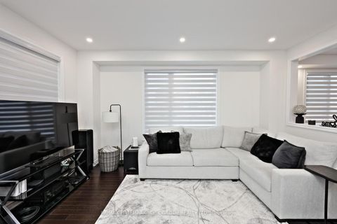 Photo 15 at 145 Fenchurch Manor, Rural Barrie Southeast, Barrie