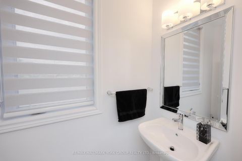 Photo 16 at 145 Fenchurch Manor, Rural Barrie Southeast, Barrie