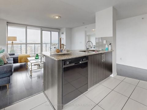 Photo 10 at 1018 - 80 Esther Lorrie Drive, Clairville, Toronto