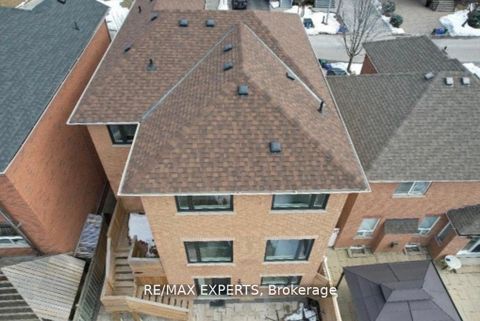 Photo 40 at 193 Fairlane Crescent, Vellore Village, Vaughan