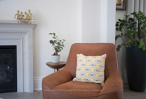 Photo 13 at 50 Royal Hill Court, Aurora Estates, Aurora