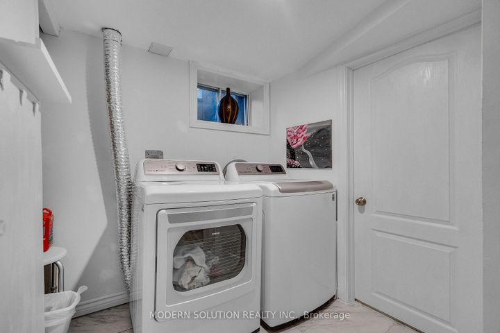 Photo 34 at 741 Milverton Boulevard, Lumsden, Toronto