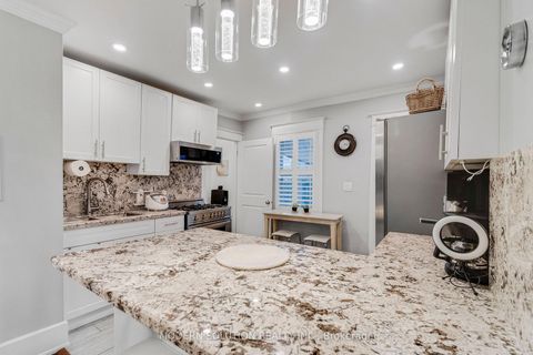 Photo 18 at 741 Milverton Boulevard, Lumsden, Toronto