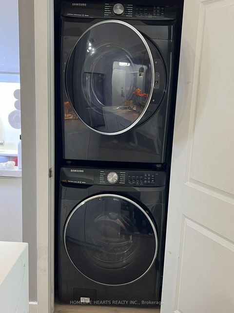 Photo 5 at 315 - 20 Edgecliff Golfway, Flemingdon Park, Toronto