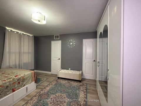 Photo 8 at 315 - 20 Edgecliff Golfway, Flemingdon Park, Toronto