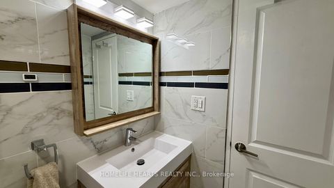 Photo 13 at 315 - 20 Edgecliff Golfway, Flemingdon Park, Toronto