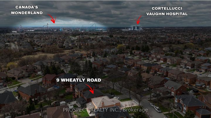 Photo 3 at 9 Wheatley Road, Maple, Vaughan