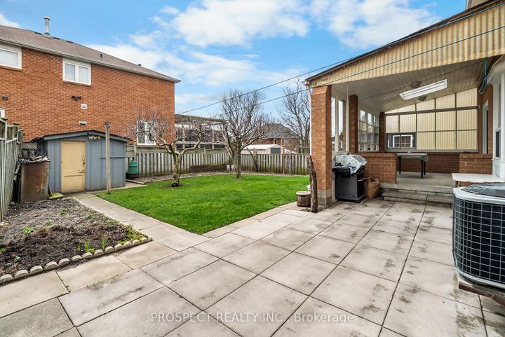 Photo 36 at 9 Wheatley Road, Maple, Vaughan