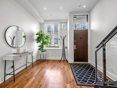 Photo 4 at 845 Richmond Street W, Bellwoods, Toronto