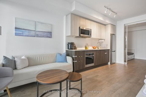 Photo 4 at 3807 - 1926 Lakeshore Boulevard W, Swansea, Toronto
