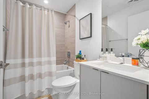 Photo 12 at 3807 - 1926 Lakeshore Boulevard W, Swansea, Toronto