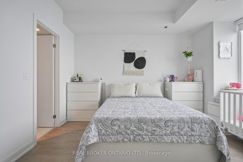 Photo 14 at 3807 - 1926 Lakeshore Boulevard W, Swansea, Toronto