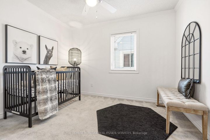Photo 20 at 95 Thornlodge Drive, Waterdown, Hamilton