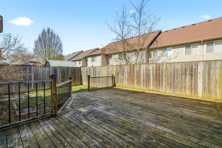 Photo 27 at 95 Thornlodge Drive, Waterdown, Hamilton