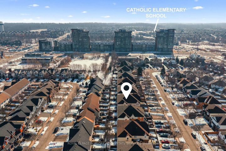 Photo 33 at 95 Thornlodge Drive, Waterdown, Hamilton